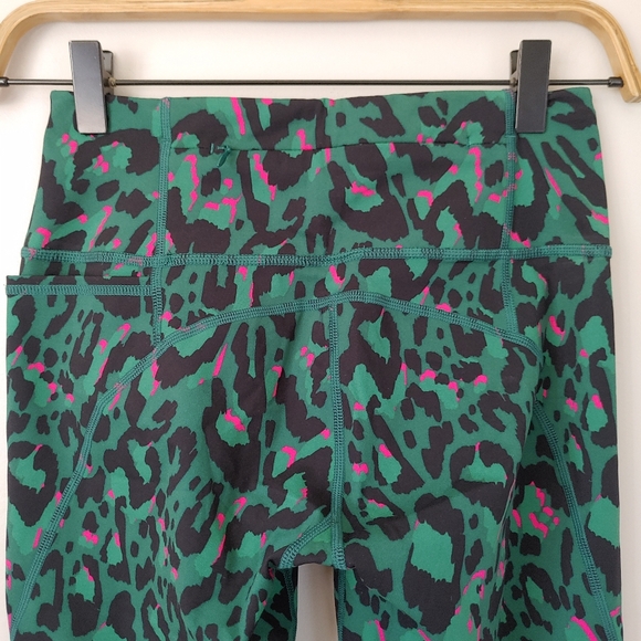NWT Sweaty Betty Power 7/8 Workout Leggings Size XS Green Brushstroke Leopard - Picture 13 of 16